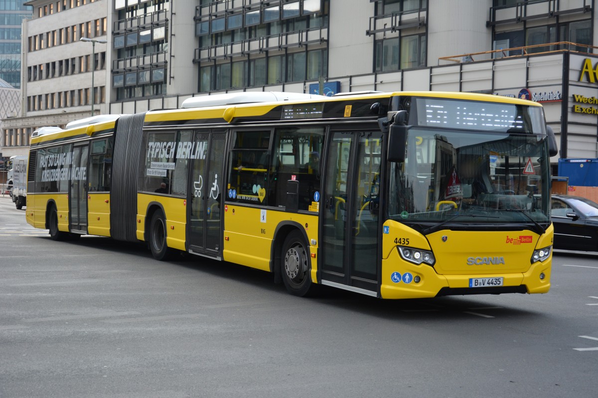 Am 13.03.2015 fährt B-V 4435 (Scania Citywide) auf der Linie X34 zur Hertzallee. Aufgenommen am Hardenbergplatz in Berlin. 
