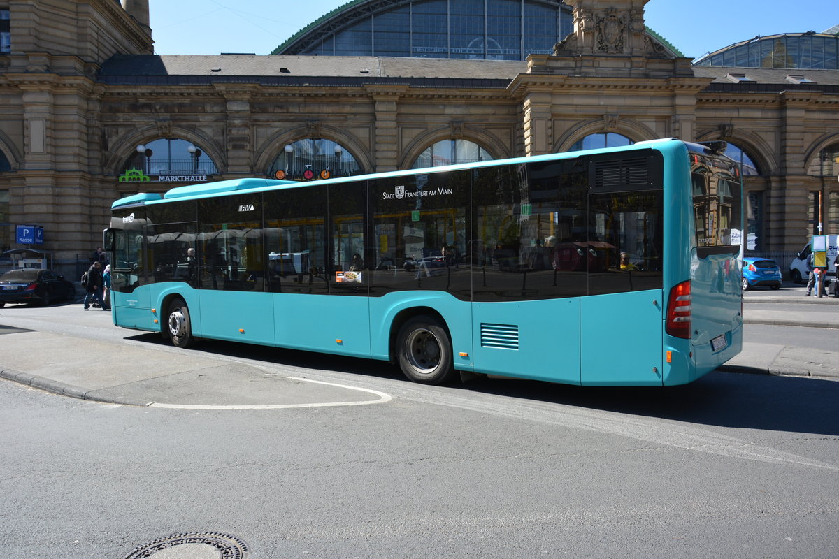 Am 20.04.2016 wurde GI-BV 6301 an der Haltestelle, Frankfurt am Main Hauptbahnhof gesehen. Aufgenommen wurde ein Mercedes Benz Citaro II.
