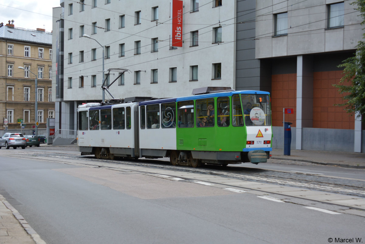 Am 23.06.2018 fuhr diese Tatra KT4Dt  171  auf der Linie 3 durch Stettin. 