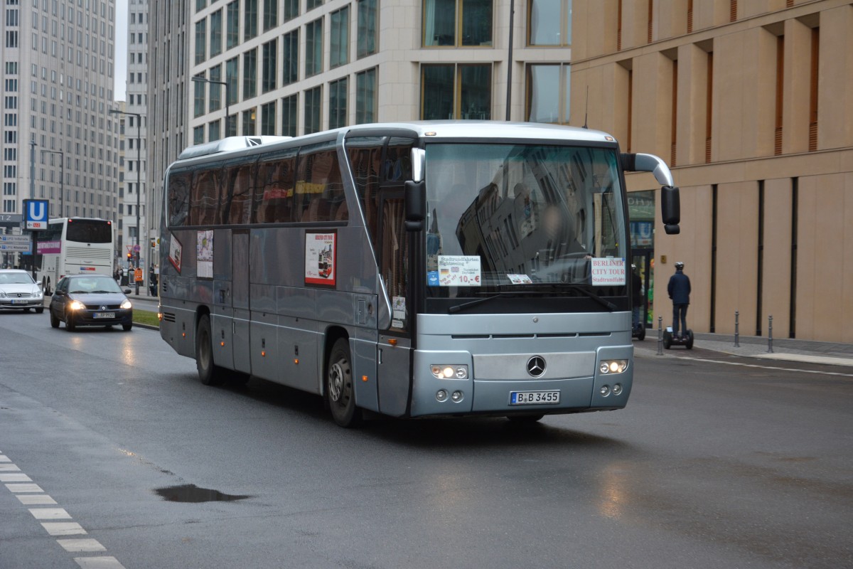 B-B 3455 fhrt am 14.03.2015 durch Berlin. Aufgenommen wurde ein Mercedes Benz Tourismo / Berlin Stresemannstrae. 