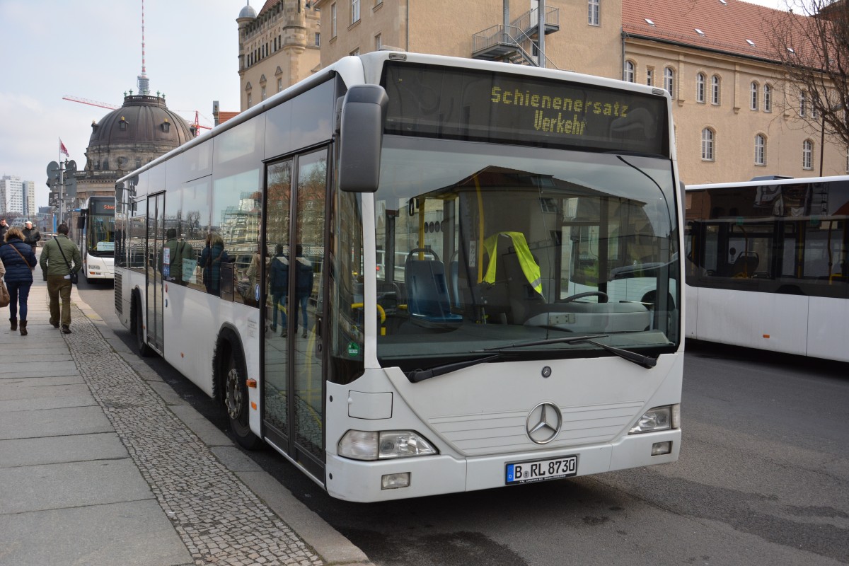 B-RL 8730 (Mercedes Benz Citaro) steht am 13.03.2015 abgestellt an der Friedrichstraße in Berlin und wartet auf sein Einsatz im SEV für die S-Bahn Berlin.
