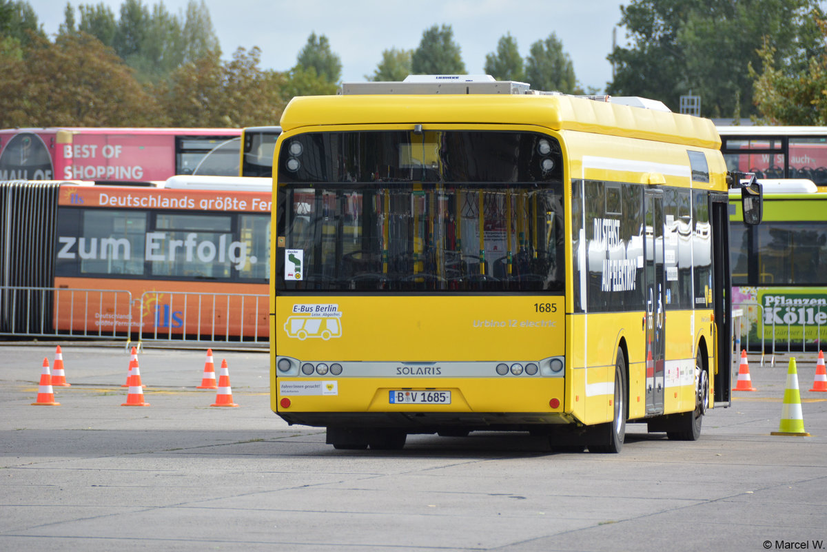 B-V 1685 nimmt an der Bus-EM in Berlin teil. Aufgenommen wurde ein Solaris Urbino 12 electric / 22.09.2018. 