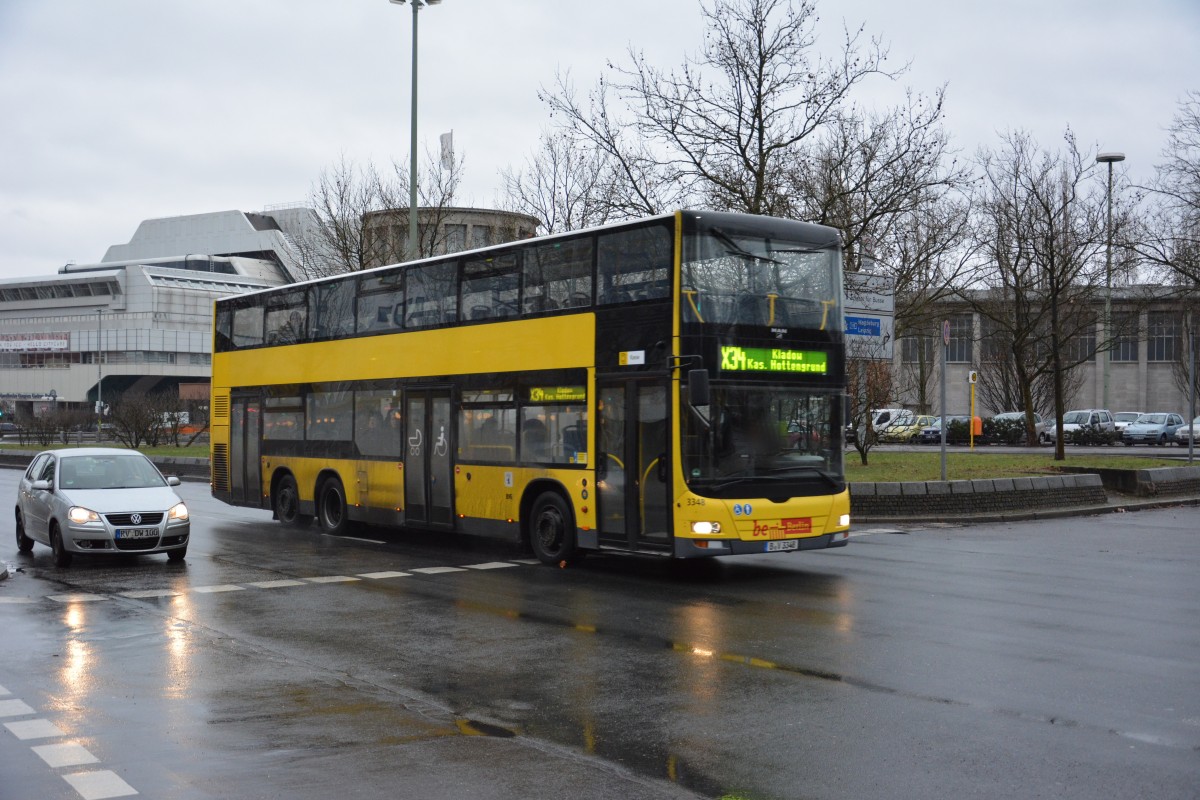 B-V 3348 fährt am 02.01.2015 auf der Linie X34 nach Kladow. Aufgenommen wurde ein MAN Lion's City DD, Berlin ZOB.