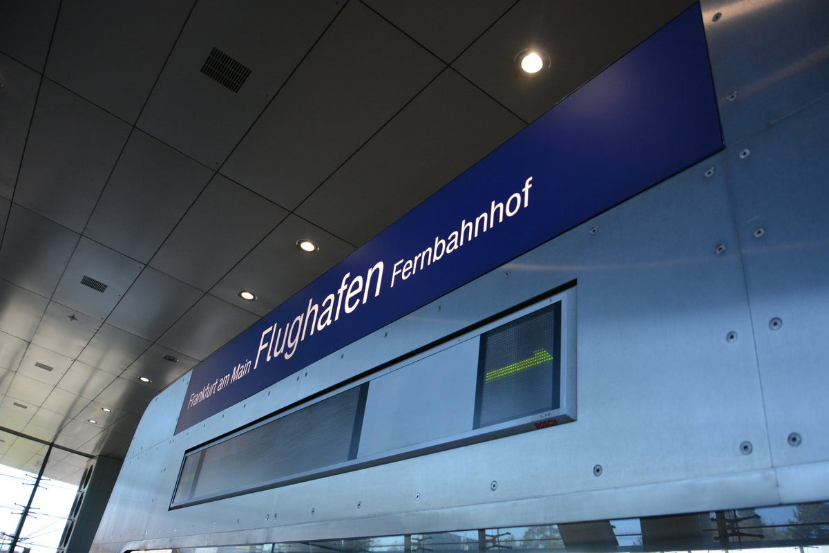 Bahnhof Frankfurt Flughafen Fernbahnhof. Aufgenommen am 20.04.2016.
