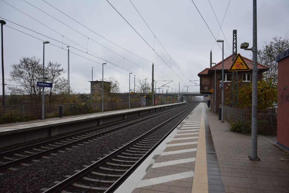 Bahnhof Grobeeren in Blickrichtung Ludwigsfelde. Aufgenommen am 19.11.2014.