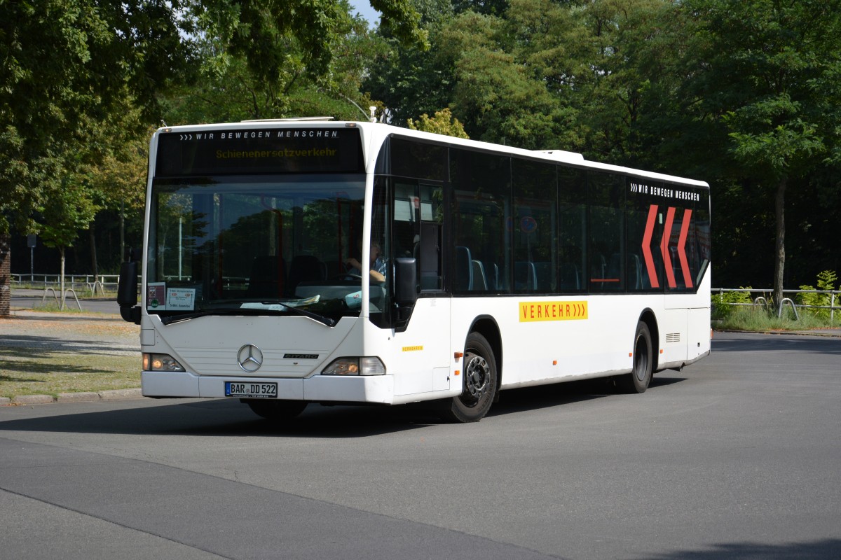 BAR-DD 522 fährt am 03.08.2014 für die S-Bahn Berlin Schienenersatzverkehr zwischen S-Bahnhof Olympiastadion und Rathaus Spandau. Aufgenommen wurde ein Mercedes Benz Citaro / Glockenturmstraße Berlin.
