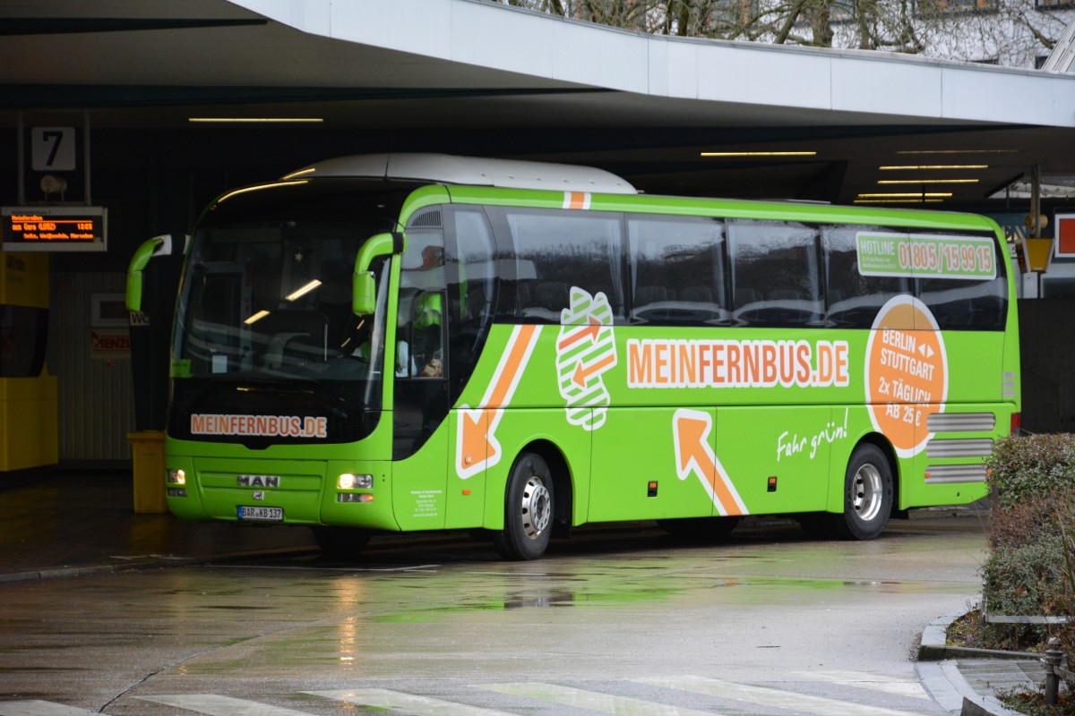 BAR-KB 137 (MAN Lion's Coach) steht am ZOB in Berlin. Aufgenommen am 10.01.2015. 