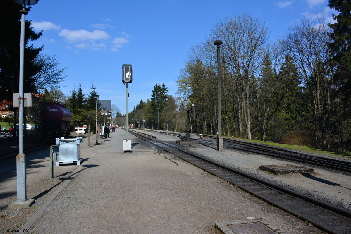 Blick auf den Bahnhof Drei Annen Hohne. Aufgenommen am 30.04.2017.