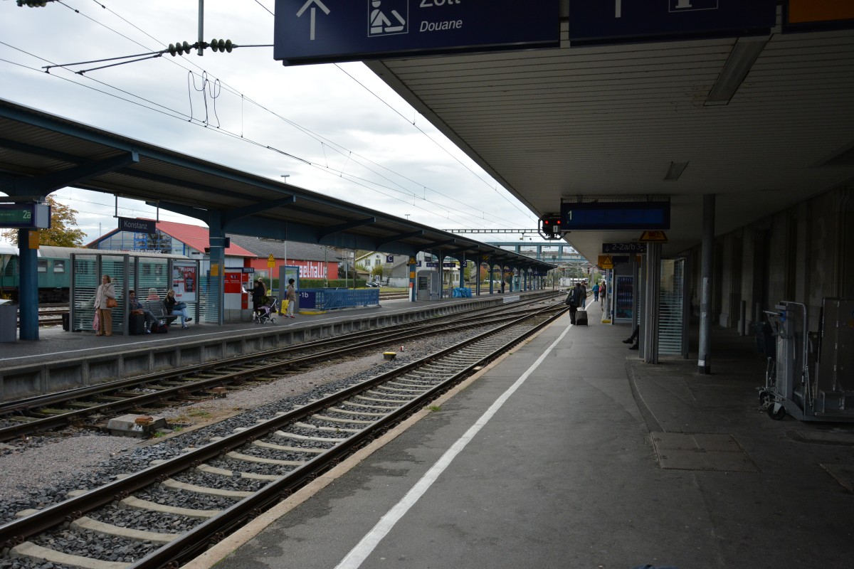 Blick auf den Bahnhof Konstanz am Bodensee. Aufgenommen am 07.10.2015.
