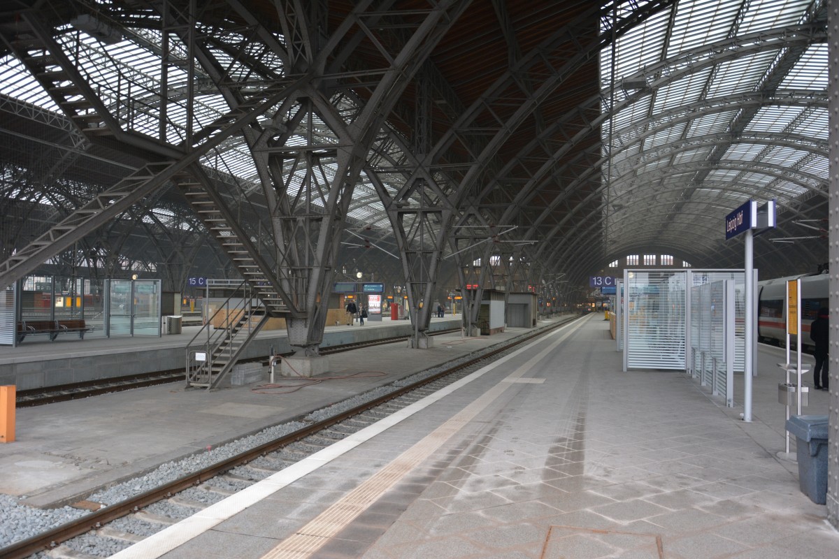 Blick in die Bahnhofshalle vom Hauptbahnhof Leipzig.