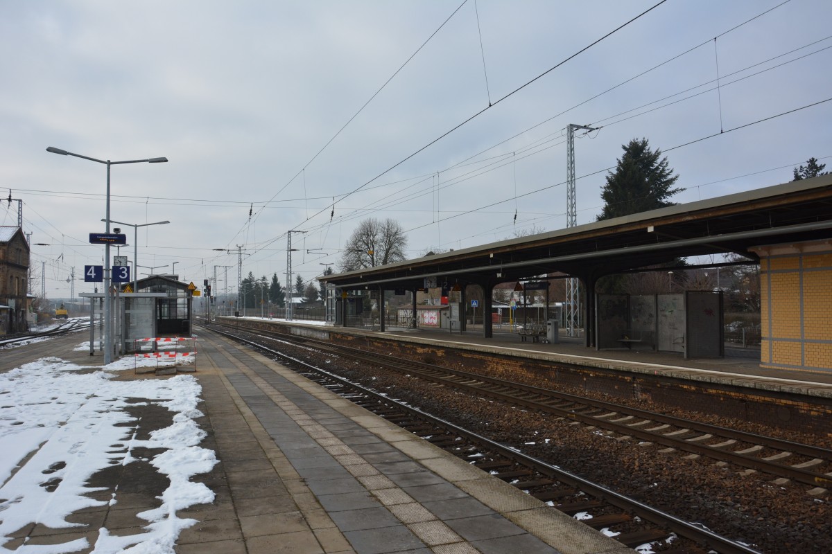 Blick vom Bahnsteig in Michendorf Richtung Seddin. Aufgenommen am 07.02.2015.