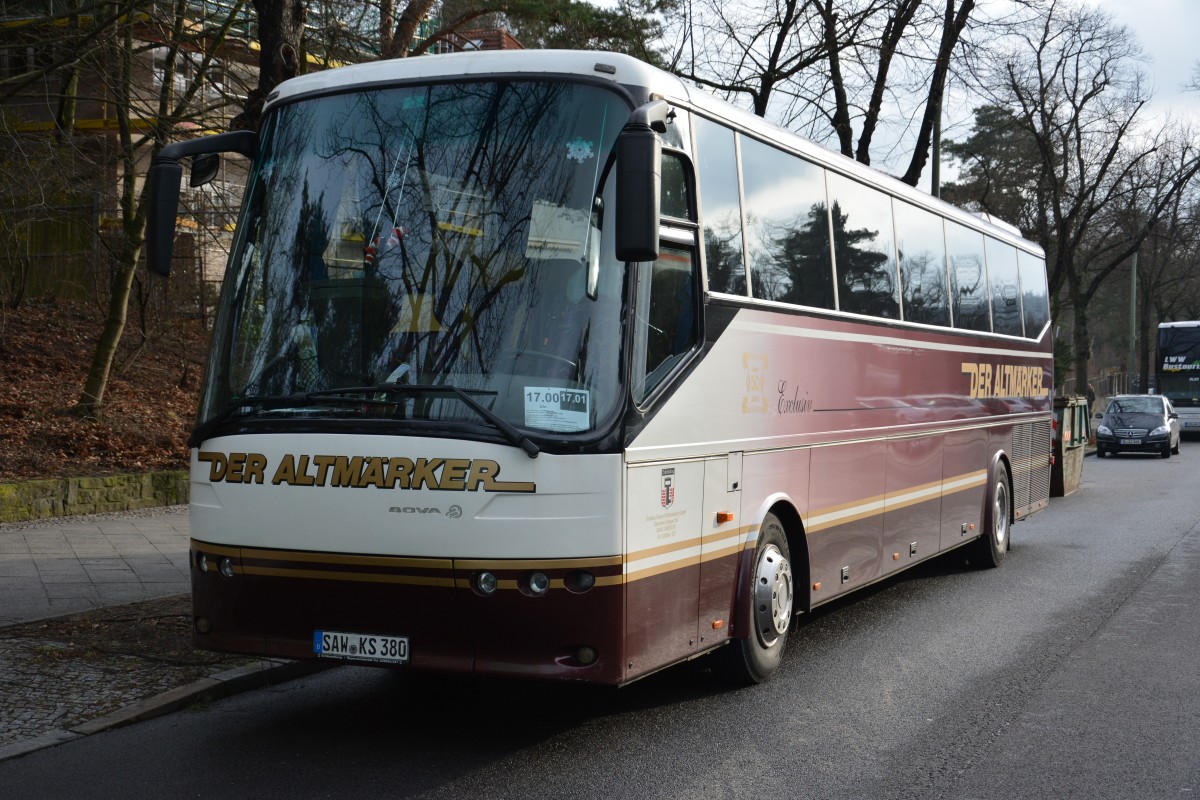 Dieser Bova Futura mit dem Kennzeichen SAW-KS 380 steht am 17.01.2015 an der Flatowallee in Berlin. 