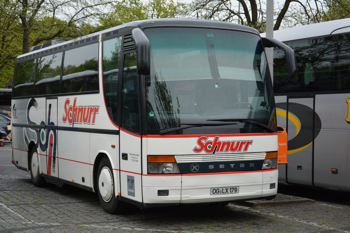 Dieser Setra S 309 HD steht am 05.05.2015 in Berlin am Zoo. Kennzeichen: OG-LX 179. 