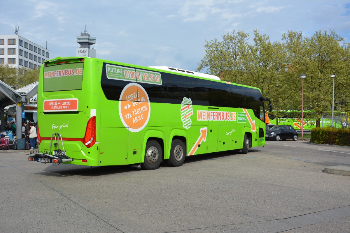 DZ-ME 35 (Scania Touring) wurde am 05.05.2015 auf den Zentralen Omnibusbahnhof Berlin aufgenommen. 