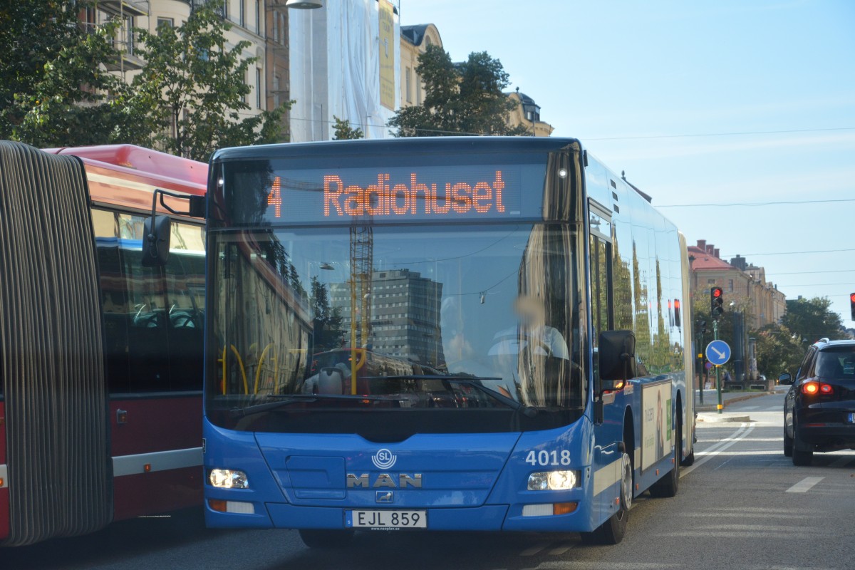 EJL 859 (MAN Lion's City) auf der Linie 4 in Stockholm am 18.09.2014.
