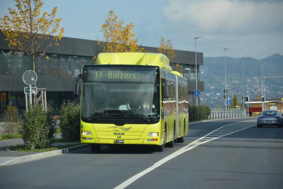 FL-39860 (MAN Lion's City G CNG) fährt am 09.10.2015 auf der Linie 13 nach Balzers. Aufgenommen in Vaduz.