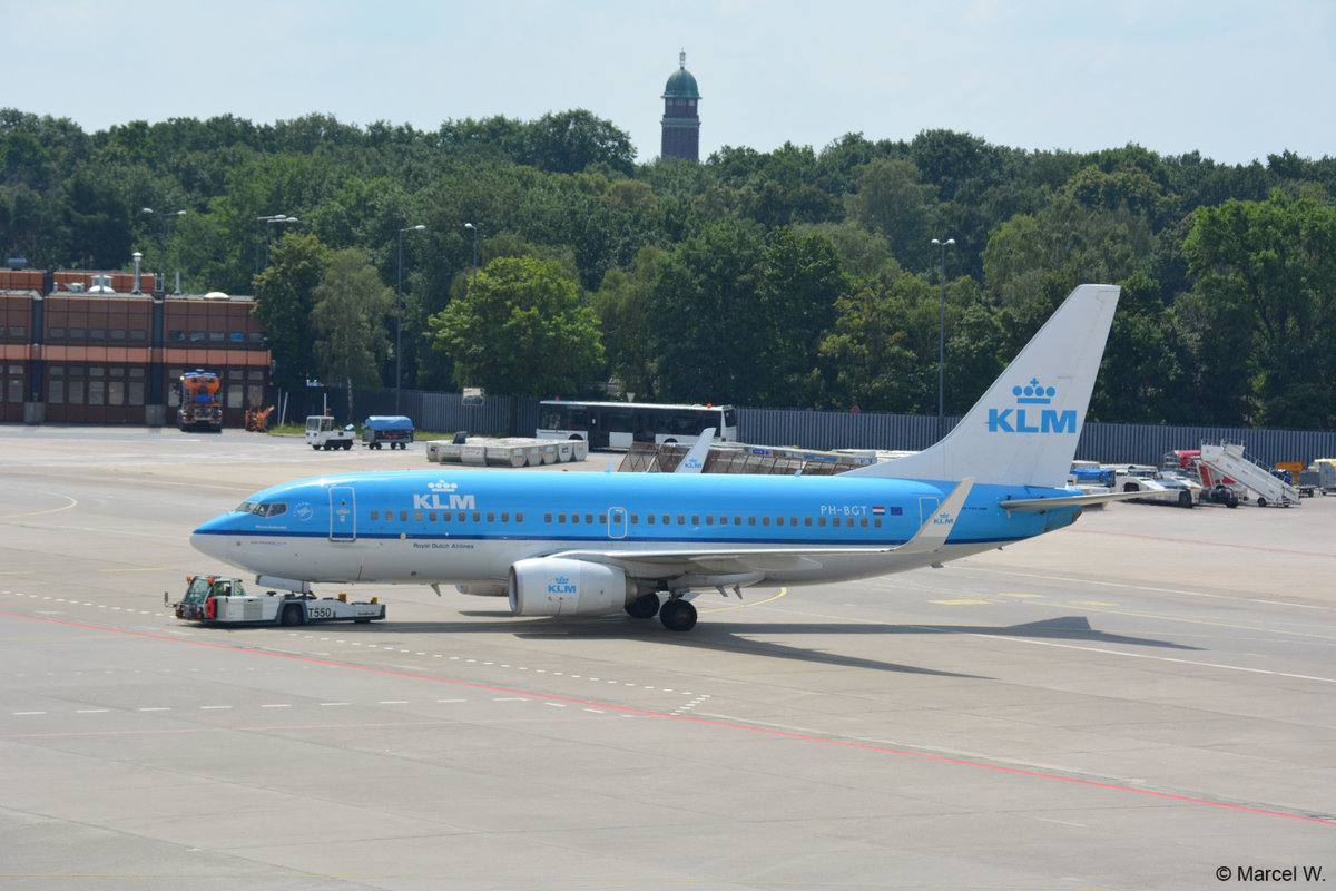 Flugzeug: Boeing 737-7K2

Airline: KLM

Aufnahmeort: Berlin Tegel (TXL)

Aufnahmedatum: 15.07.2017