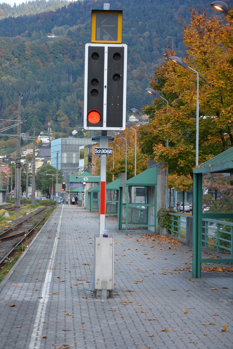 Hauptsignal (Halt) am Bahnhof Bregenz, Gleis 1. Aufgenommen am 11.10.2015.
