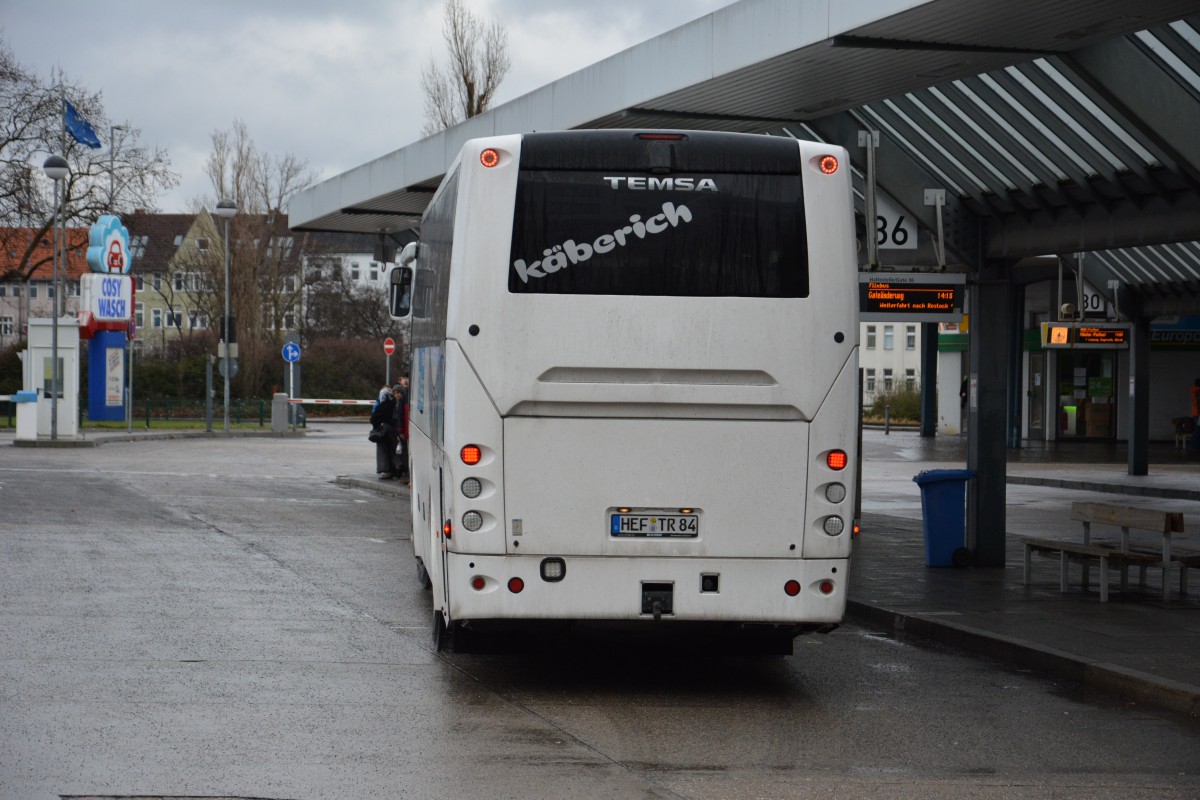 HEF-TR 84 (Temsa Safari HD) fhrt am 10.01.2015 nach Dsseldorf fr FlixBus. Aufgenommen am ZOB in Berlin. 