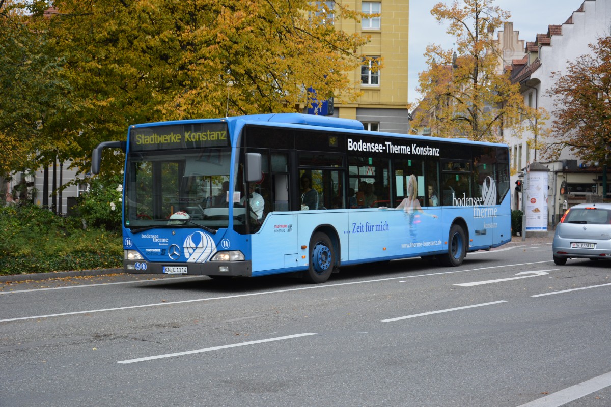 KN-C 1114 fährt am 06.10.2015 durch Konstanz. Aufgenommen wurde ein Mercedes Benz Citaro.
