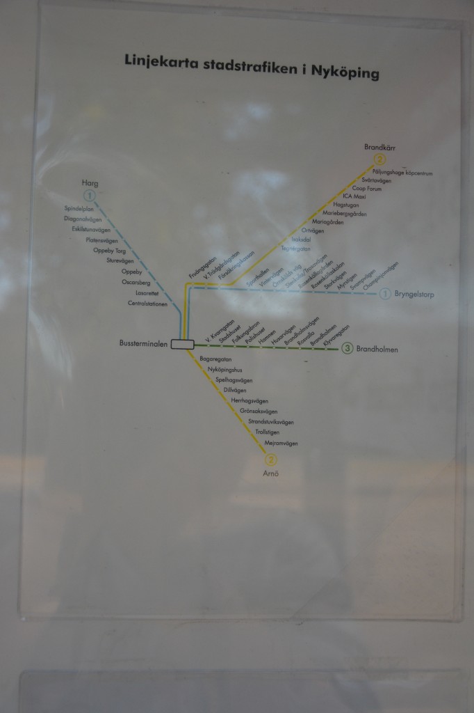 Liniennetzplan von den Stadtlinien Nyköping. Aufgenommen am 07.09.2014.