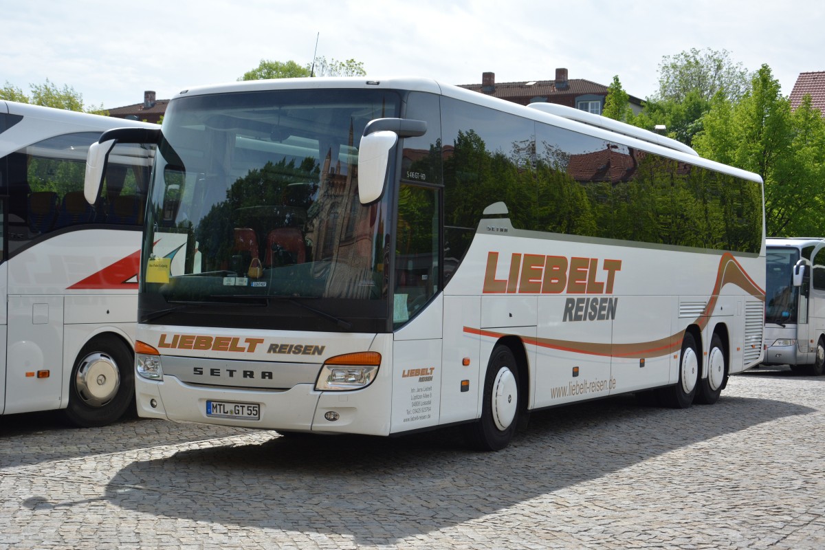 MTL-GT 55 steht am 09.05.2015 auf dem Bassinplatz in Potsdam. Aufgenommen wurde ein Setra S 416 GT-HD.