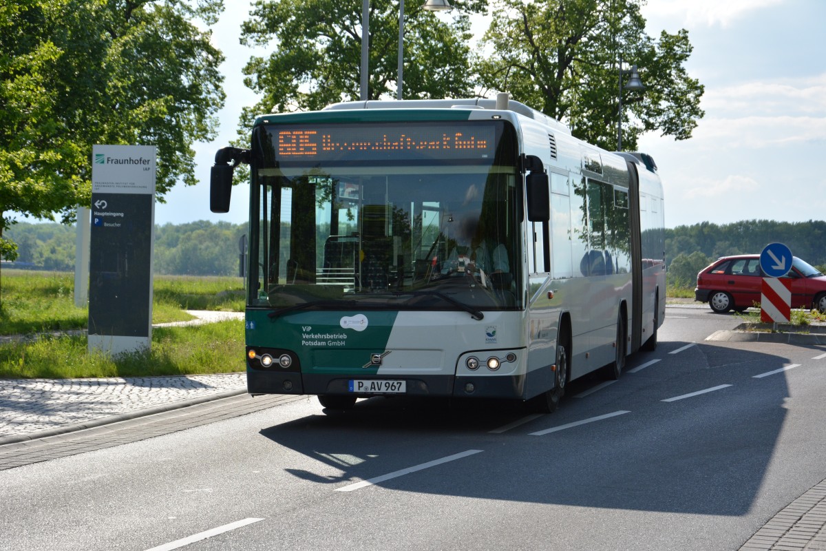 P-AV 967 auf der Linie 605 am 09.05.2014 Potsdam Golm.