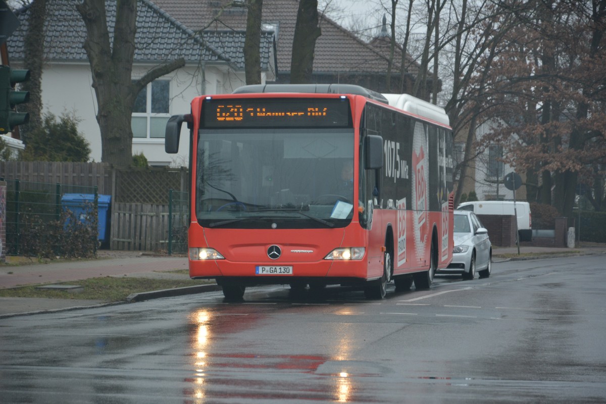 P-GA 130 (Mercedes Benz Citaro Facelift) fhrt am 10.03.2015 auf der Linie 620 zum S-Bahnhof Wannsee. Nchster Halt, Kleinmachnow Rathausmarkt. 
