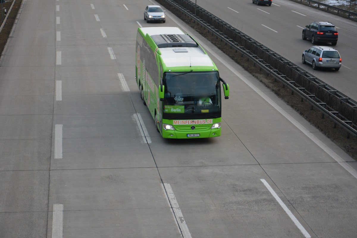 PA_BQ 11 (MeinFernbus / Mercedes Benz Travego) fährt am 06.02.2015 Richtung Berlin. Aufgenommen an der A 115 bei Dreilinden. 