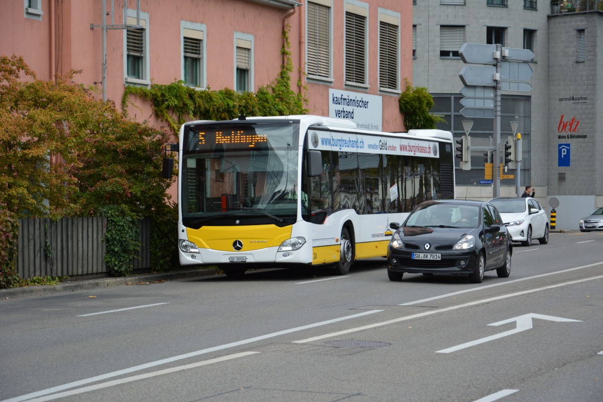 SH-38024 fährt am 07.10.2015 auf der Linie 5. Aufgenommen wurde ein Mercedes Benz Citaro der 2. Generation / Verkehrsbetriebe Schaffhausen / Schaffhausen Rheinuferstrasse.