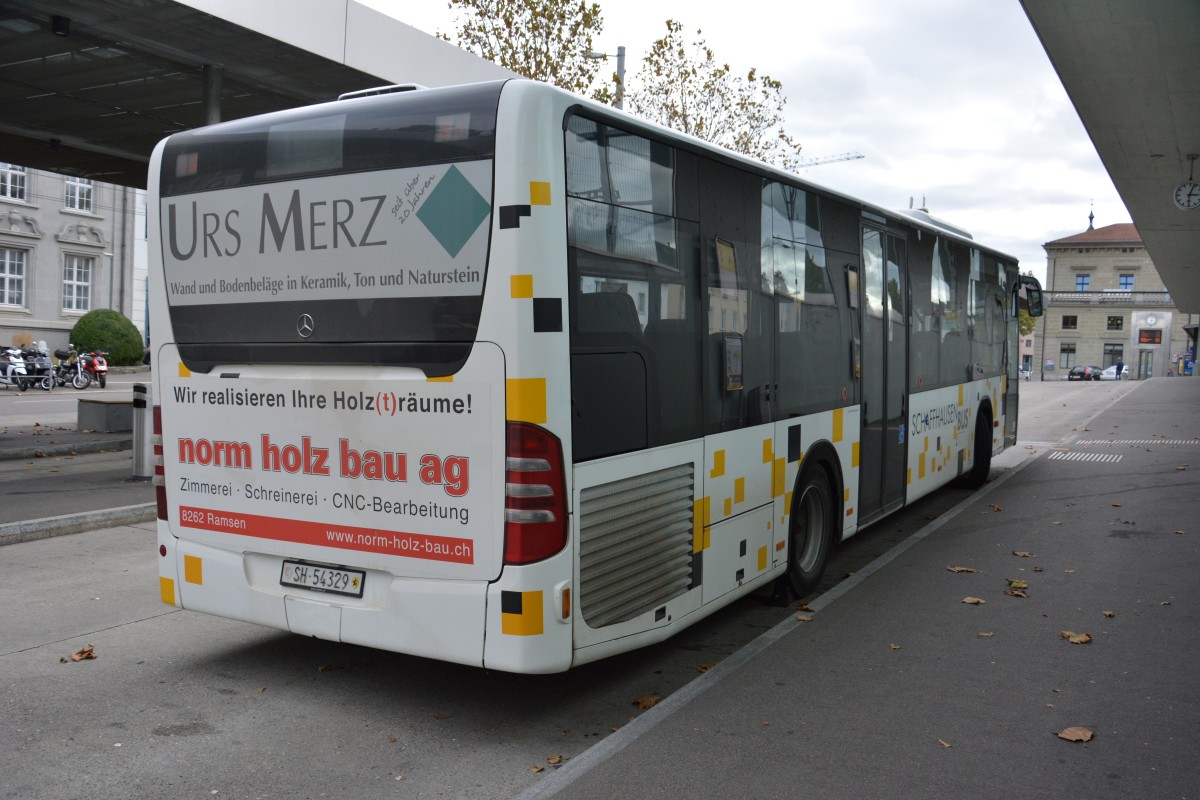 SH-54329 fährt am 07.10.2015 durch Schaffhausen. Aufgenommen wurde ein Mercedes Benz Citaro Facelift Ü / Schaffhausen Bus. 