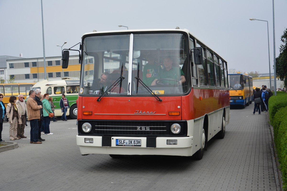 SLF-IK 83H (Ikarus 255) wurde am 06.04.2014 auf dem Betriebshof der DVB in Dresden Gruna aufgenommen.