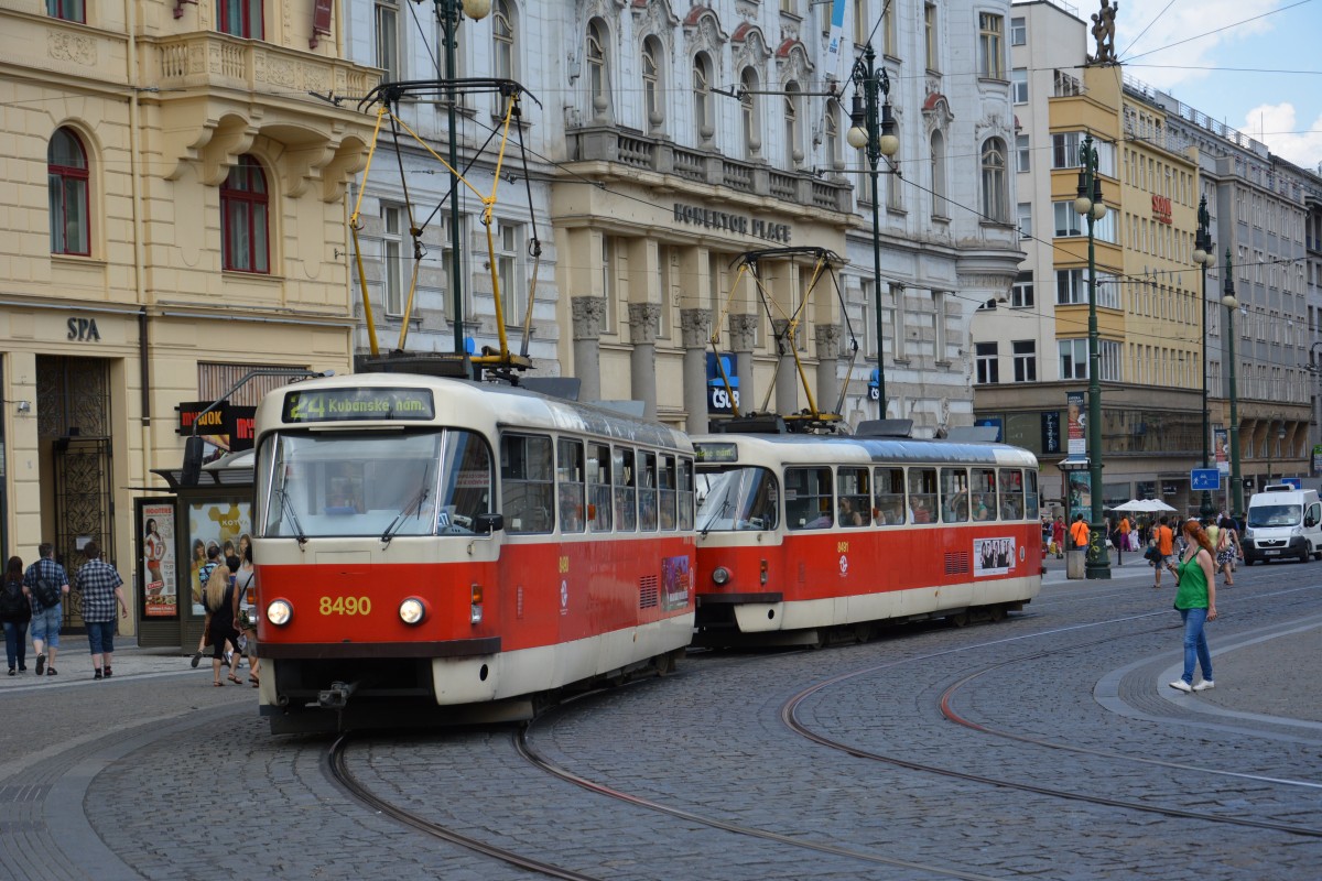 Tatra T3 auf der Linie 24 am 16.07.2014. Aufgenommen am Náměstí Republiky.