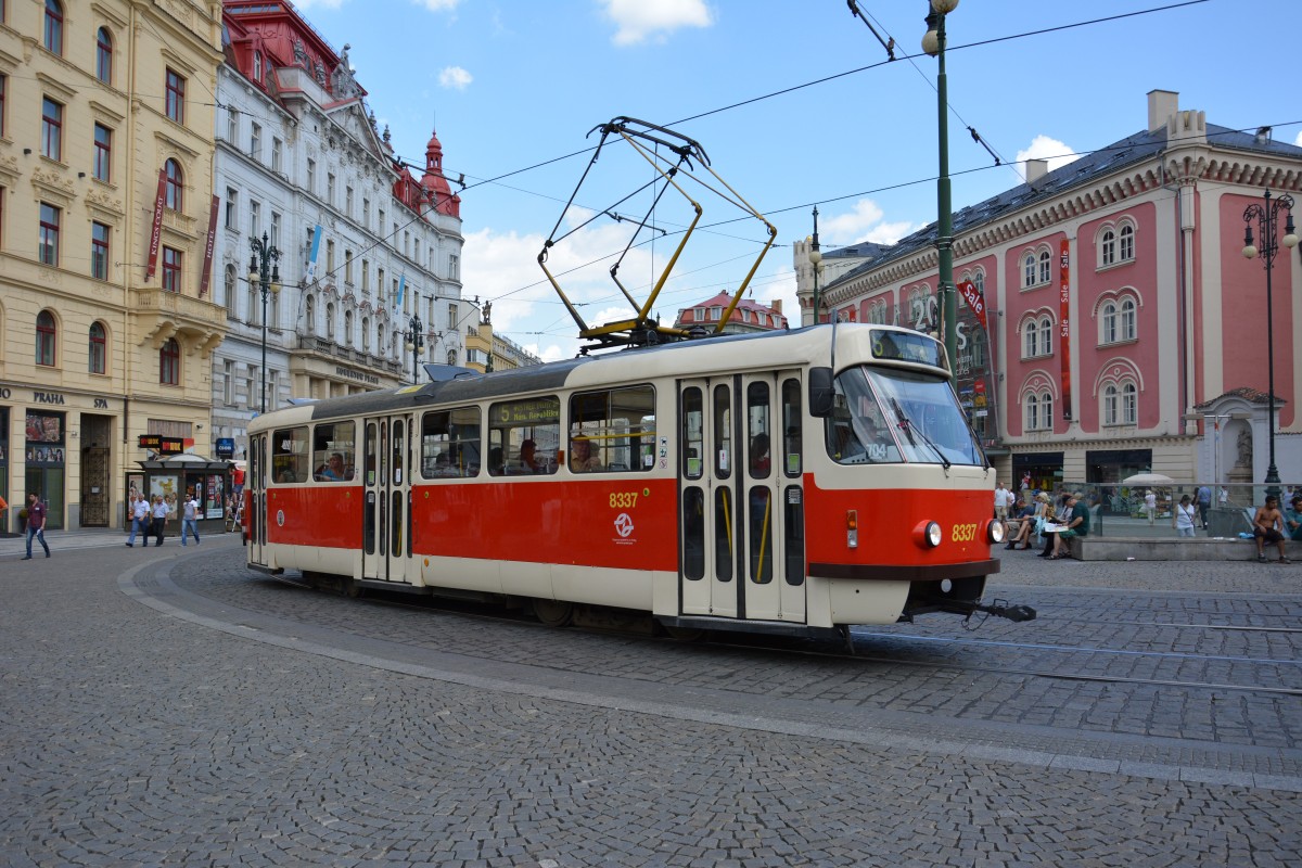 Tatra T3 auf der Linie 5 am 16.07.2014. Aufgenommen am Náměstí Republiky.