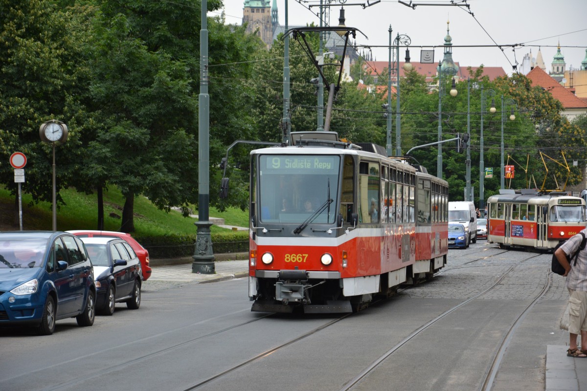 Tatra T6A5 (8667) auf der Linie 9 am 16.07.2014.