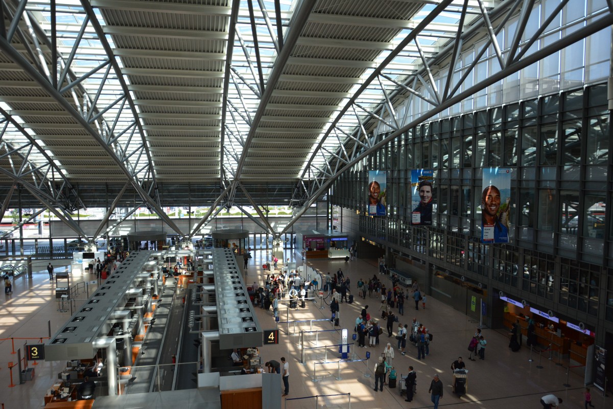 Terminal 1 / Hamburg Flughafen am 11.07.2015.
