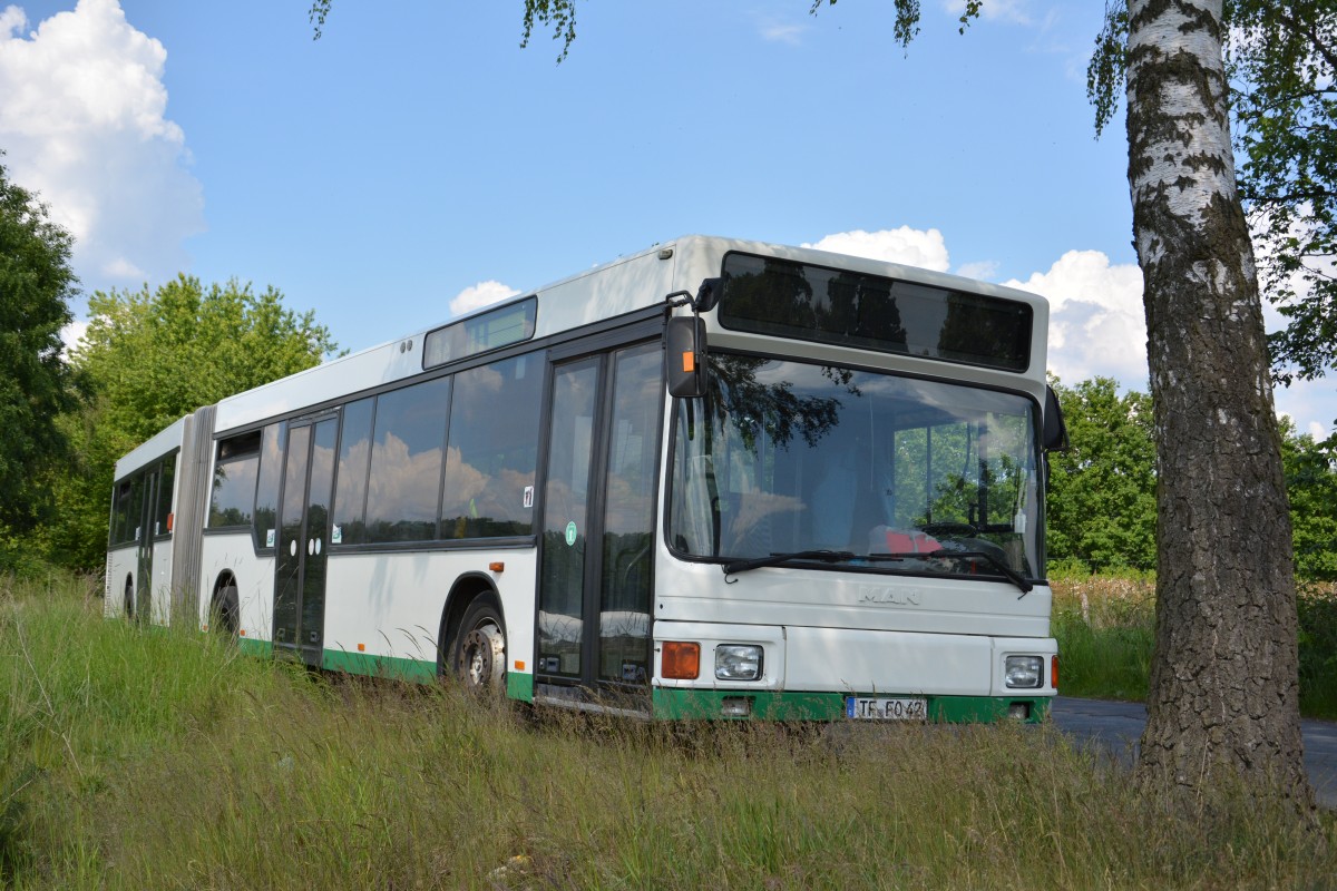 TF-FO 42 abgestellt in Heinersdorf für die Spargel Ernte. Aufgenommen am 20.05.2014.