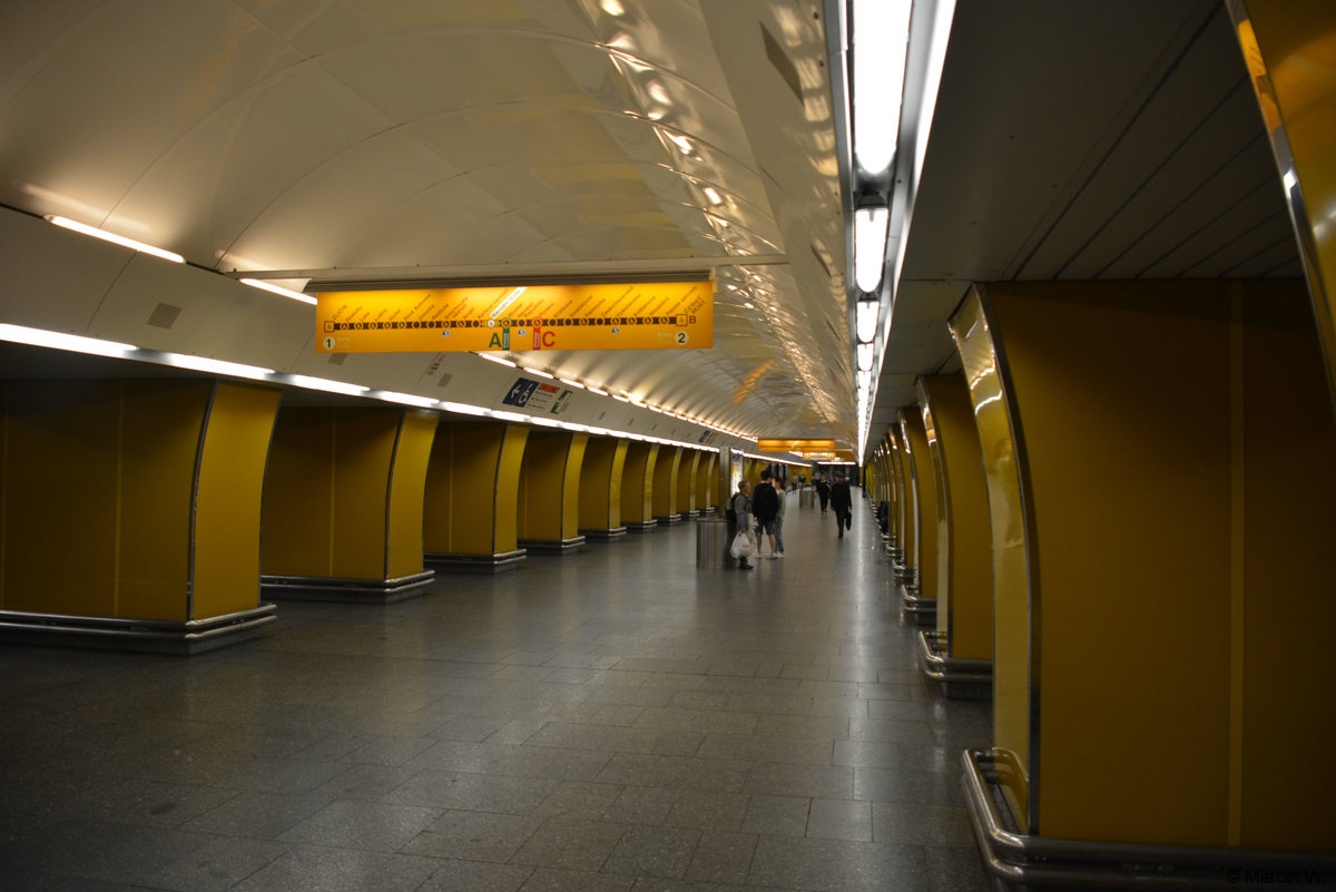 U-Bahnhof Prag Národní třída. Aufgenommen am 25.08.2018.