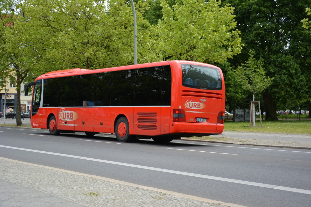 UEM-UR 22 auf Achse in Berlin als SEV. Aufgenommen am 17.05.2014.