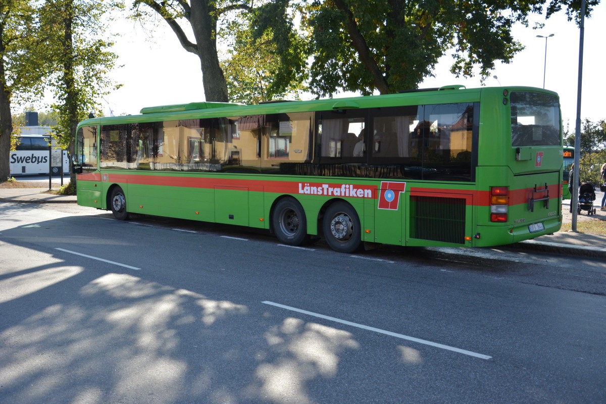 UFS 944 (Volvo 8500) fhrt am 18.09.2014 auf der Linie 715. Aufgenommen am Busbahnhof Nykping.
