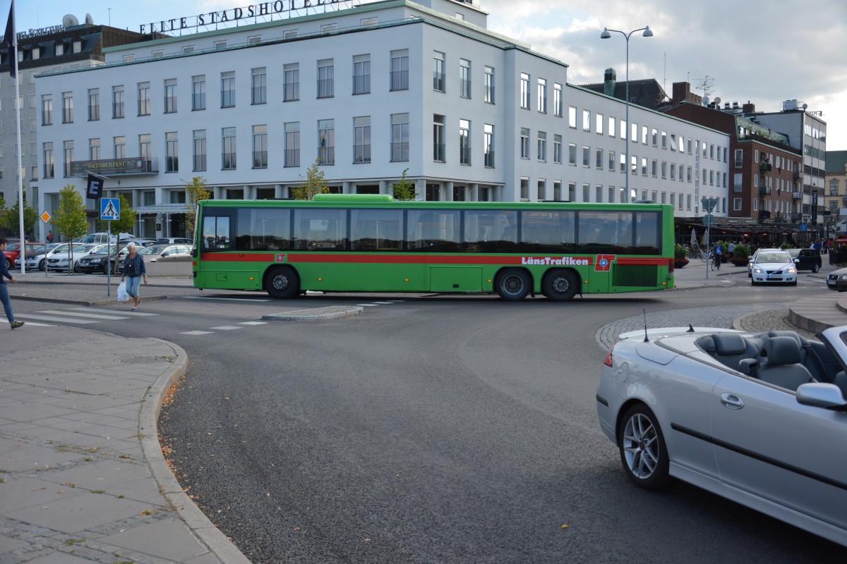 Volvo 8700 Nybron/ Hamngatan in Eskilstuna am 17.09.2014.
