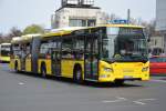 Am 11.04.2015 fährt B-V 4467 auf der Linie 109. Aufgenommen wurde ein Scania Citywide / Berlin Zoologischer Garten.
