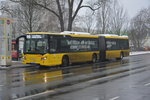 Am 23.01.2016 fährt B-V 4443 (Scania Citywide) auf der Linie M49 zwischen Staaken und Berlin Zoologischer Garten.