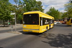 Am 14.05.2016 fährt B-V 1686 auf der Linie 204 zum Bahnhof Südkreuz. Aufgenommen wurde ein Solaris Urbino 12 electric / Berlin Zoologischer Garten.
