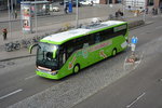 mein-fernbus/489903/loe-sl-6000-wurde-am-18102015-am LÖ-SL 6000 wurde am 18.10.2015 am Hauptbahnhof von Freiburg im Breisgau gesichtet. Aufgenommen wurde ein Setra S 516 HD