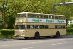  50 Jahre Busse auf der Kantstraße , so hieß es zur Traditionsfahrt 2016. Auch mit dabei B-Z 1794H, Büssing DE 65. Aufgenommen an der Haltestelle, Flatowallee/Olympiastadion.
