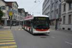 oberleitungsbus-o-bus/481104/dieser-hess-o-bus-mit-der-nummer Dieser Hess O-Bus mit der Nummer '180' fährt am 14.10.2015 auf der Linie 1. Aufgenommen in der Innenstadt von St. Gallen.
