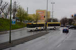 2-generation-niederflur-gelenkbus/725068/14042019--berlin---marienfelde- 14.04.2019 | Berlin - Marienfelde | miabus | H-MV 3802 | MAN |
