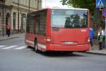 lions-city-gelenkbus/376719/scd-319-man-lions-city-faehrt SCD 319 (MAN Lion's City) fährt am 13.09.2014 auf der Linie 751 in Södertälje.