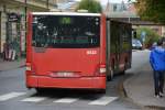 lions-city-gelenkbus/376720/scd-319-man-lions-city-faehrt SCD 319 (MAN Lion's City) fährt am 13.09.2014 auf der Linie 751 in Södertälje.